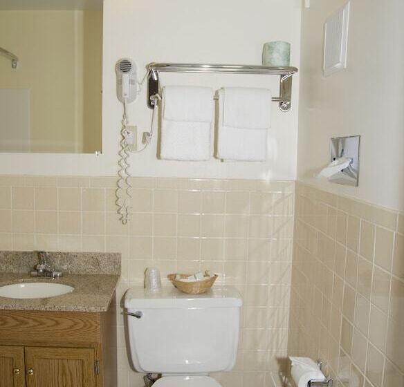 בית מלון כפרי Travelers Inn