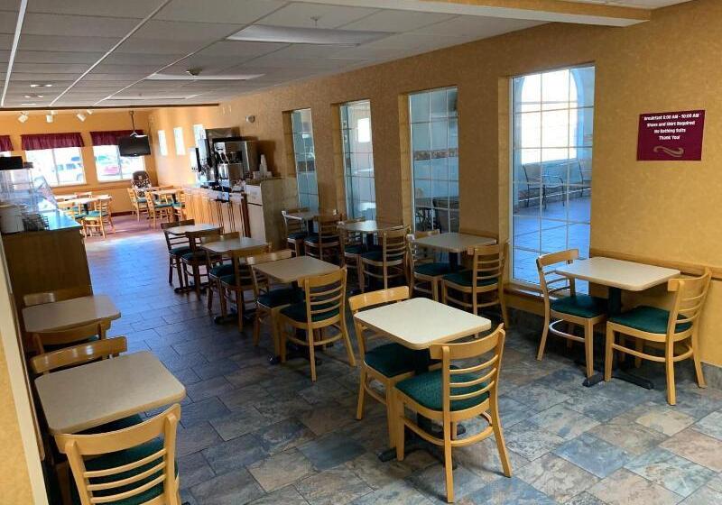 汽车旅馆 Parkfield Inn Clinton