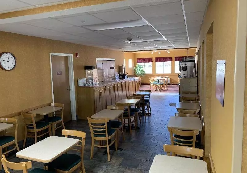 מוטל Parkfield Inn  Clinton