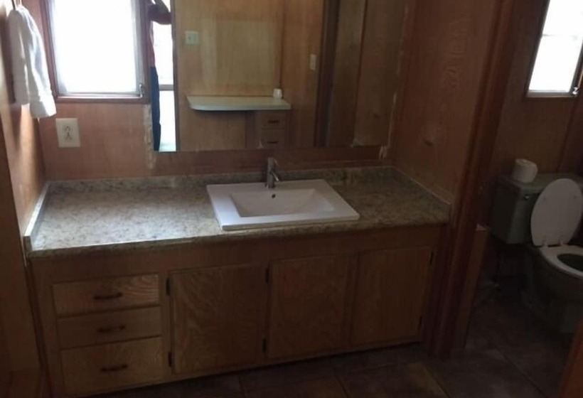 Mountain Trail Lodge And Vacation Rentals