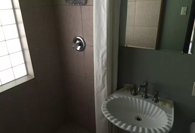 Mountain Trail Lodge And Vacation Rentals