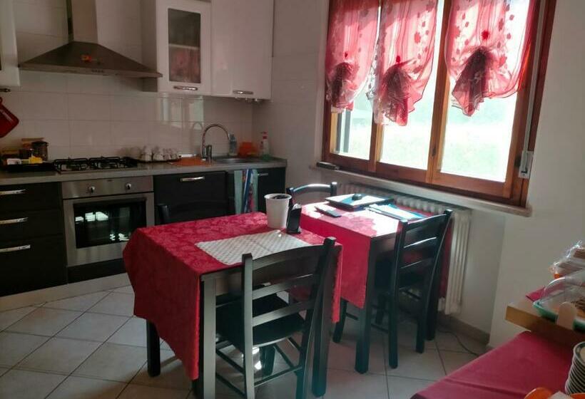 민박 La Magnolia   Fano