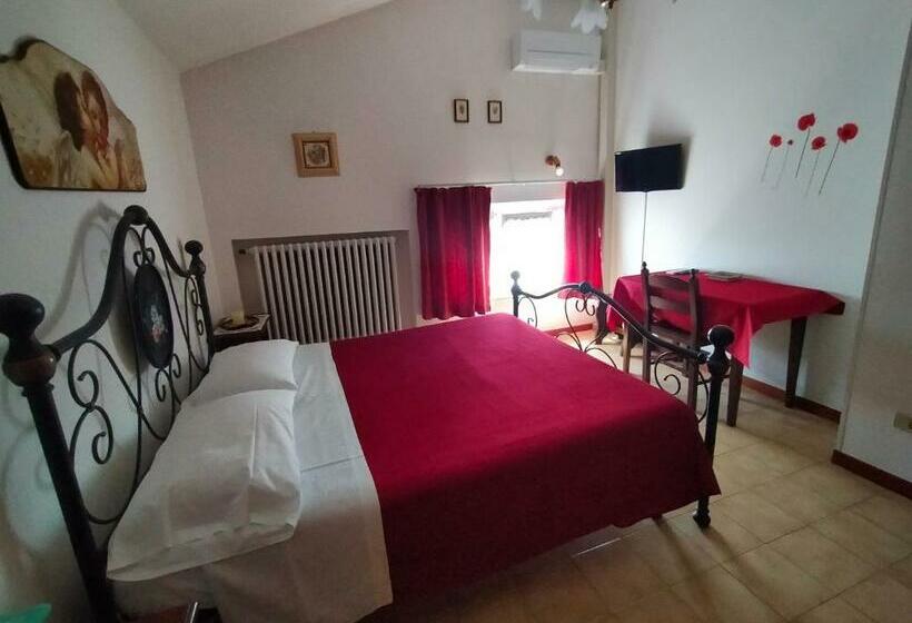 민박 La Magnolia   Fano