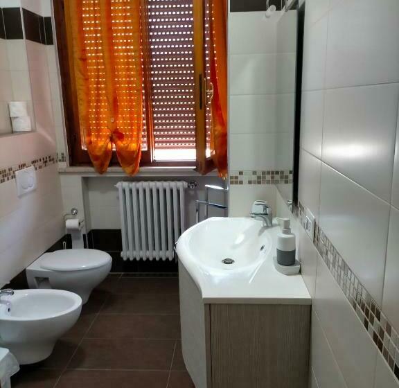 민박 La Magnolia   Fano