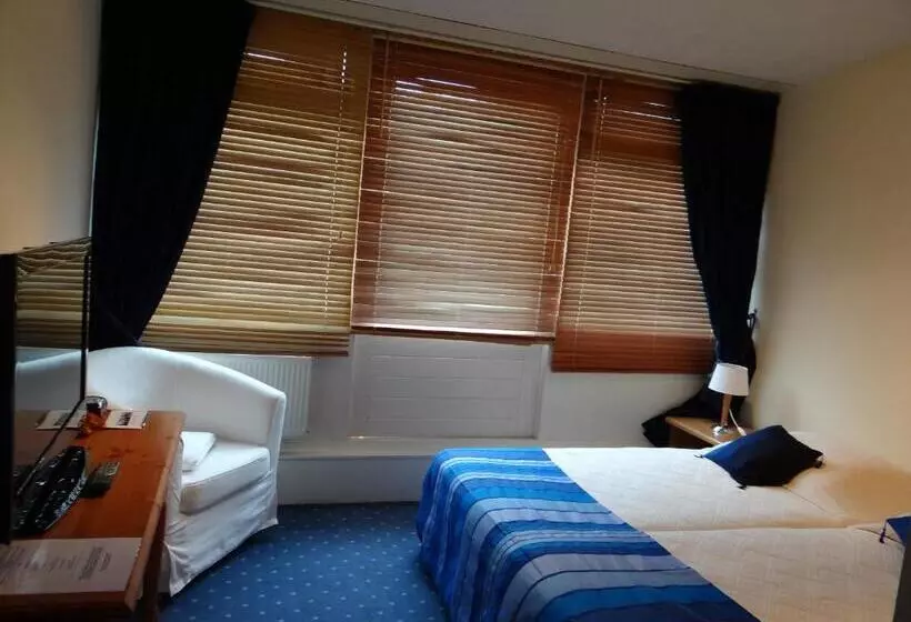 Aamiaismajoitus (B&B) The Waverly House