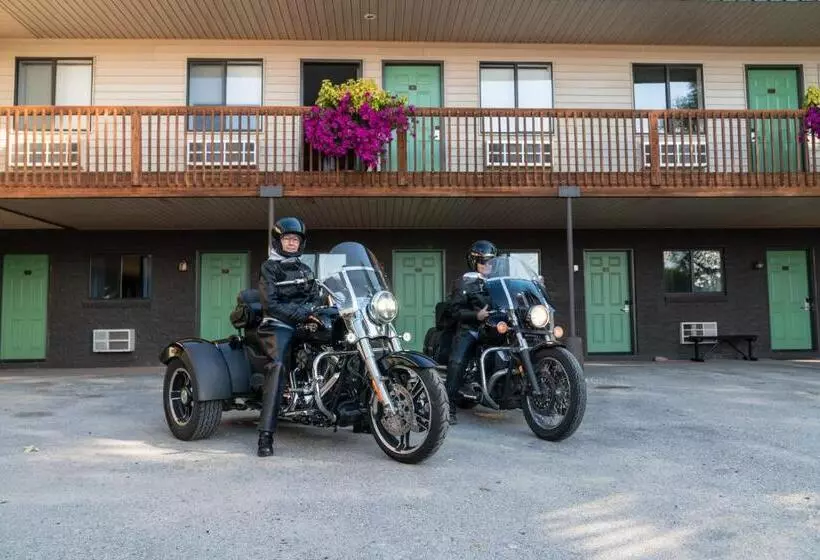 Hotelli Riviera Motor Lodge