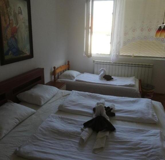 펜션 Guest Rooms Grudovi