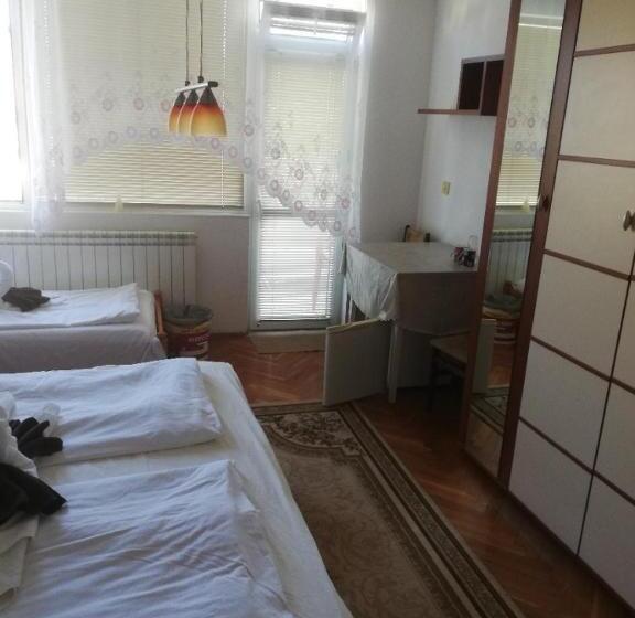 펜션 Guest Rooms Grudovi