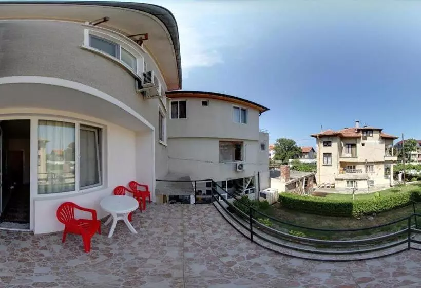 پانسیون Guest Rooms Grudovi