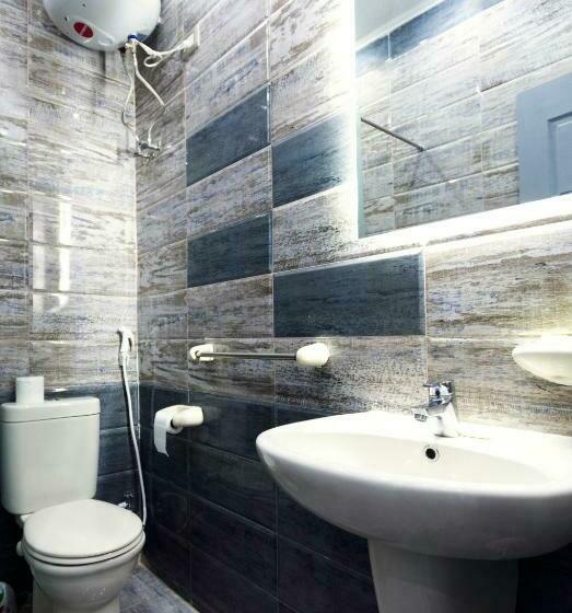 Australian Deluxe Hostel