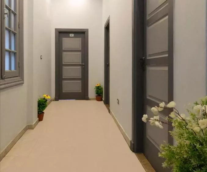 Australian Deluxe Hostel