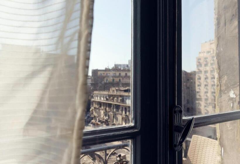 Australian Deluxe Hostel