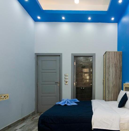 Australian Deluxe Hostel