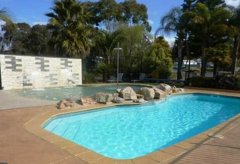 ホテル Garden Of Eden Caravan Park