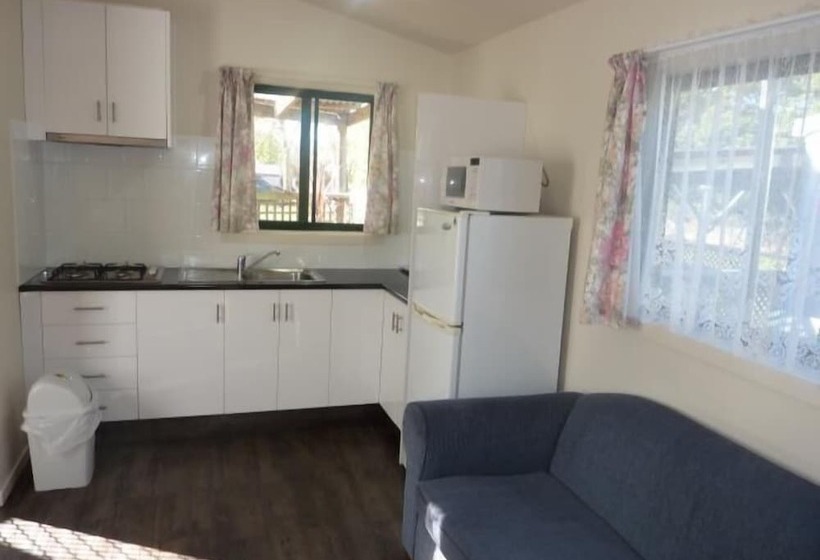 ホテル Garden Of Eden Caravan Park