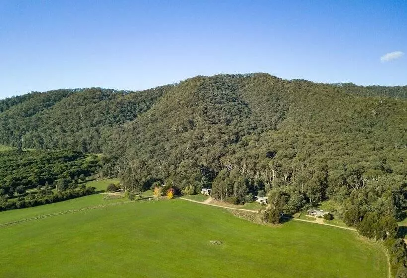 Aamiaismajoitus (B&B) The Buckland Studios