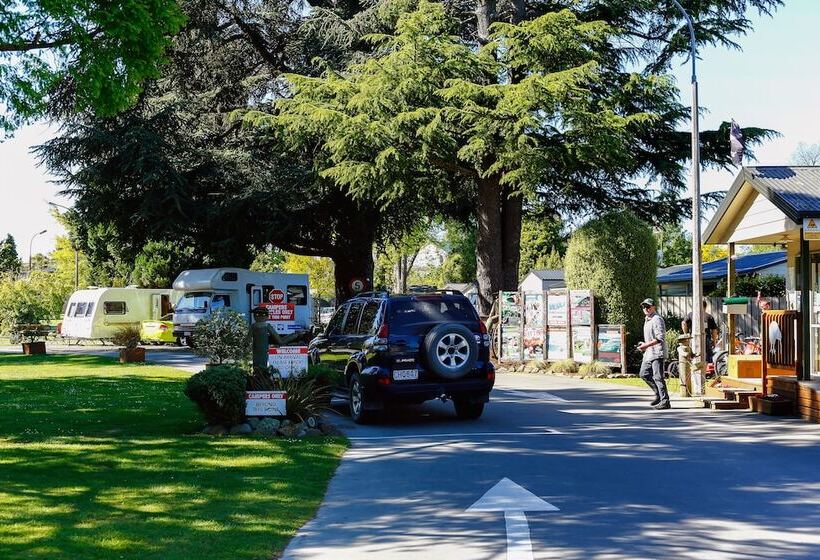 Geraldine Top 10 Holiday Park