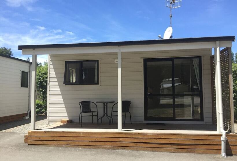 Geraldine Top 10 Holiday Park