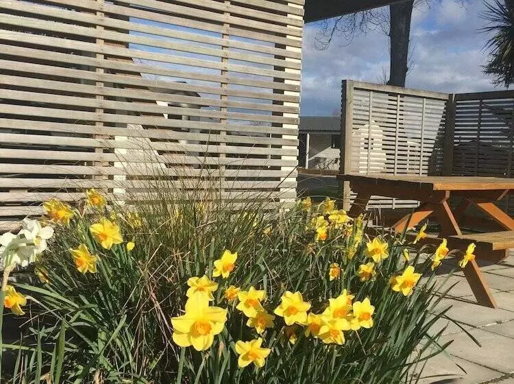 Geraldine Top 10 Holiday Park