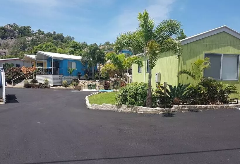 Horseshoe Bay Resort