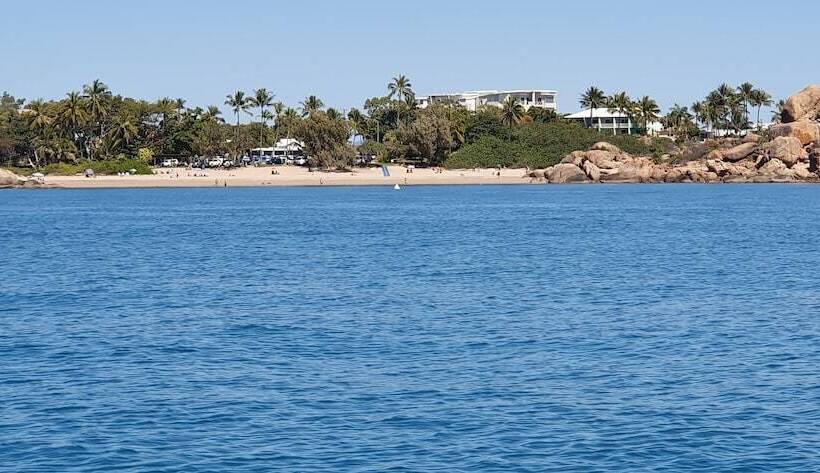 Horseshoe Bay Resort