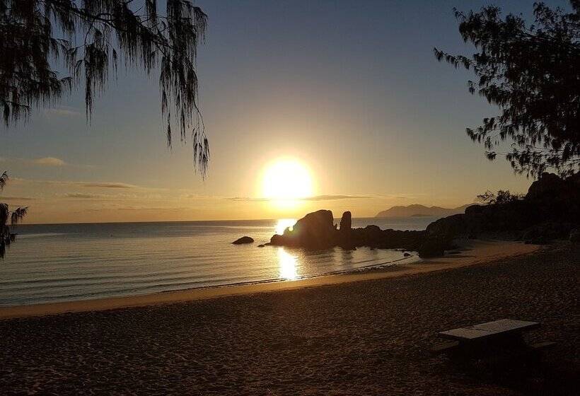 Horseshoe Bay Resort