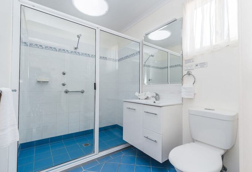 Отель Clyde View Holiday Park