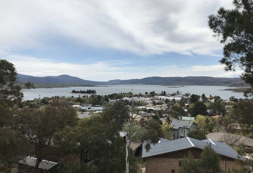 בית מלון כפרי Troldhaugen Lodge Adults Only