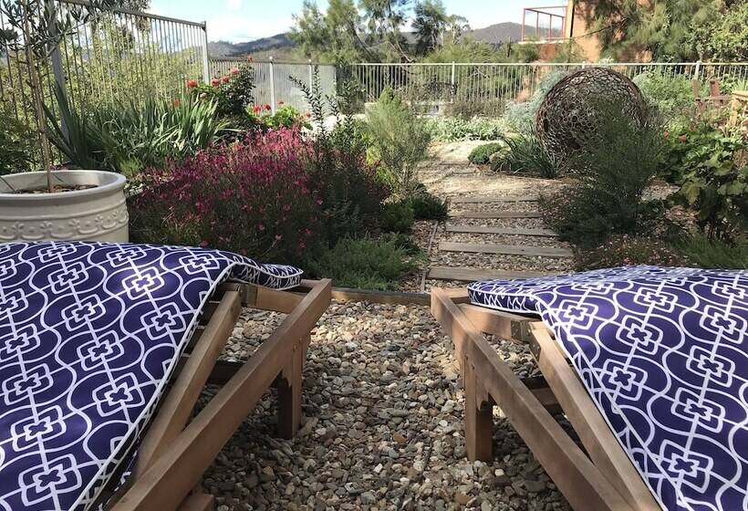 בית מלון כפרי Troldhaugen Lodge Adults Only