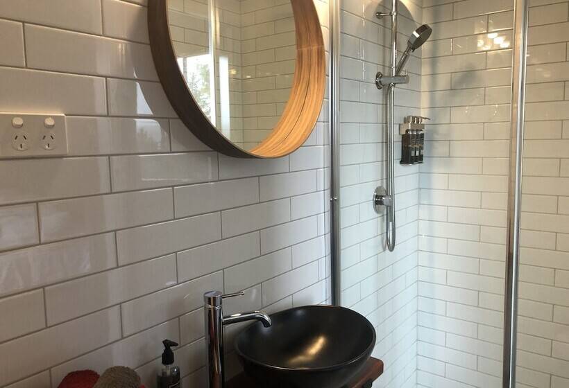 בית מלון כפרי Troldhaugen Lodge Adults Only