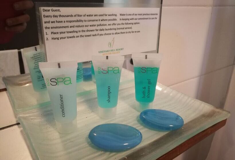 膳宿费 Vineyard Hill