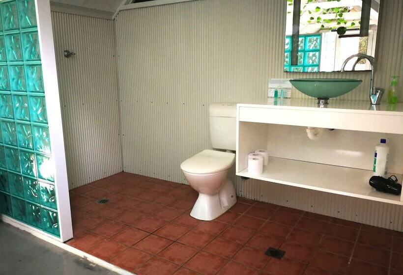 膳宿费 Vineyard Hill