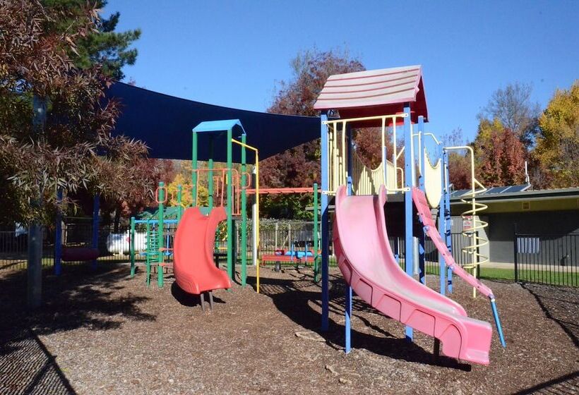 리조트 Discovery Parks   Mount Buffalo