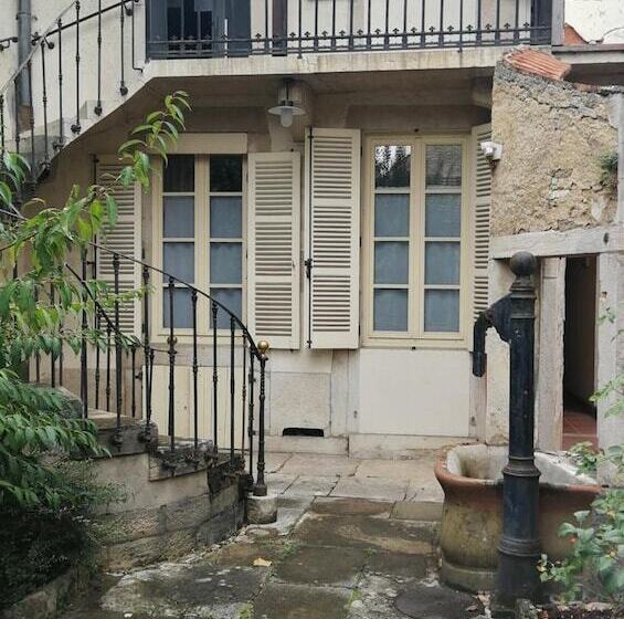 Отель La Cour De La Paix