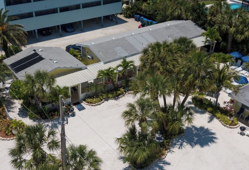 モーテル Tropical Breeze Beach Club