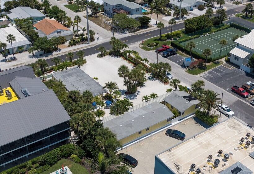 モーテル Tropical Breeze Beach Club