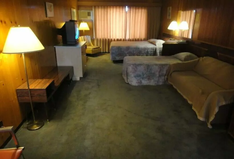 Airport Inn Motel & Rv Park