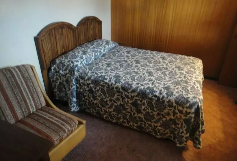 Airport Inn Motel & Rv Park