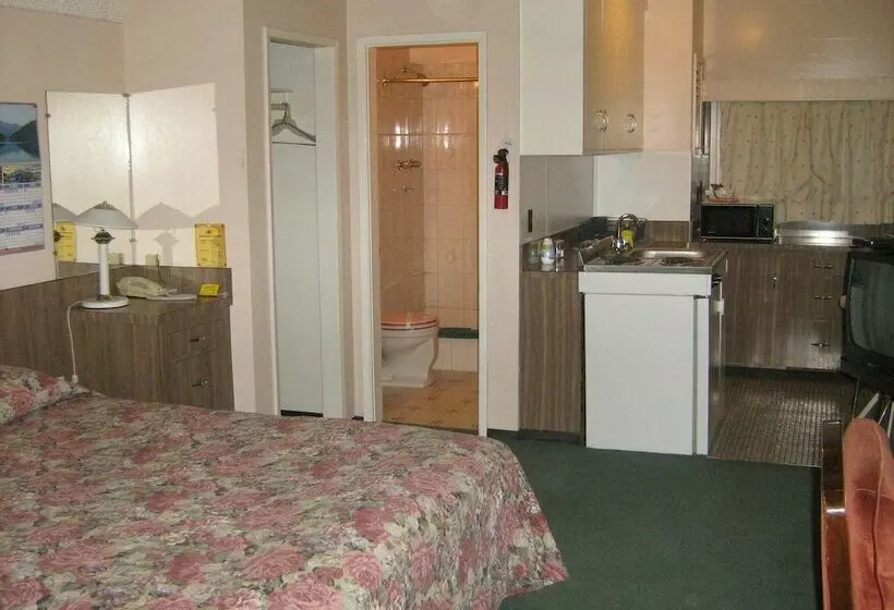 Airport Inn Motel & Rv Park