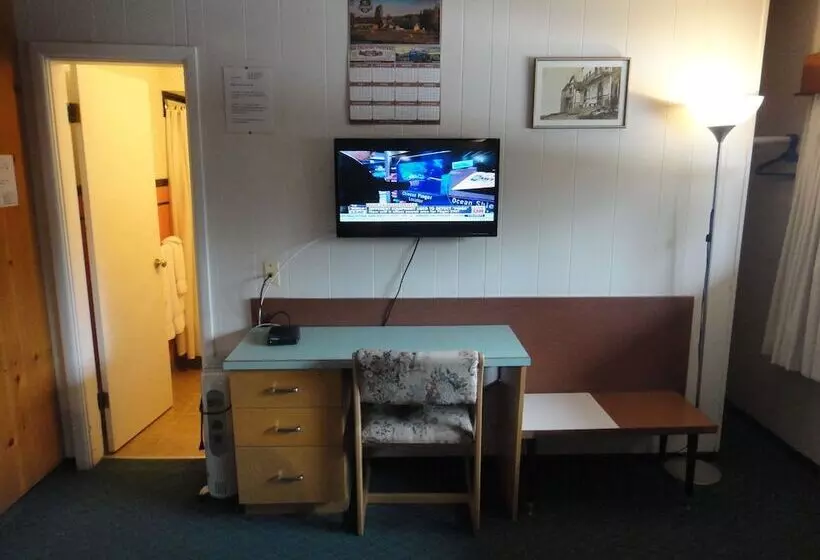 Airport Inn Motel & Rv Park