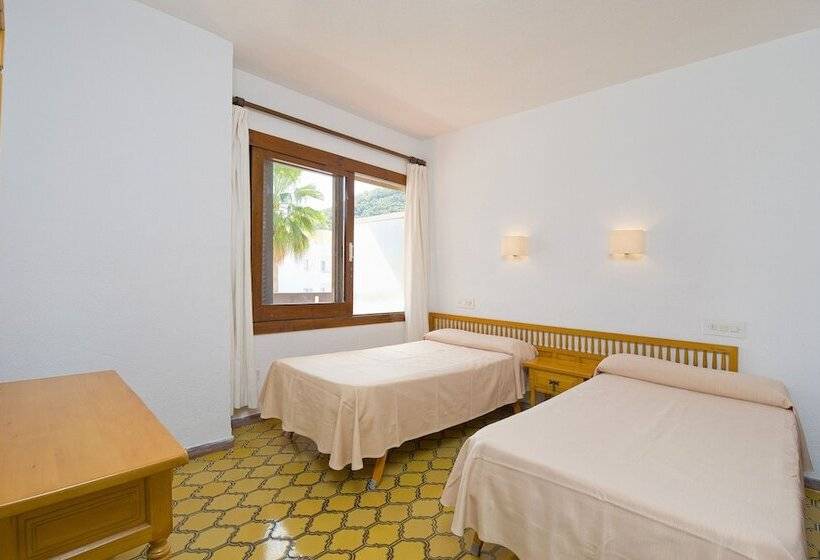 Apartamentos Cala Llonga Playa Ibiza
