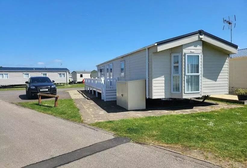 Hotelli 2br Sleeps6 Fireplace Parking Patio Seaside