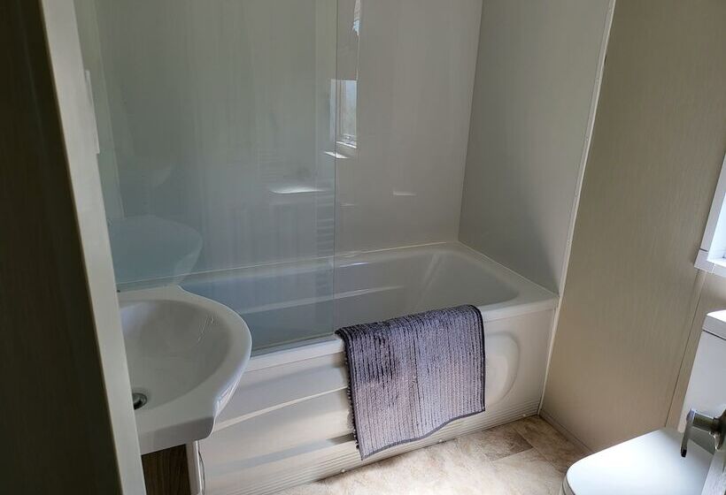 酒店 2br Sleeps6 Fireplace Parking Patio Seaside