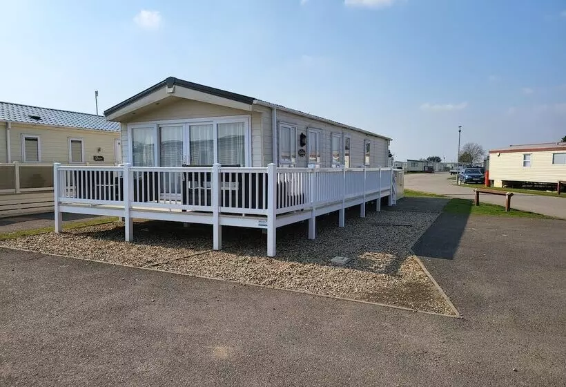 Hotelli 2br Sleeps6 Fireplace Parking Patio Seaside