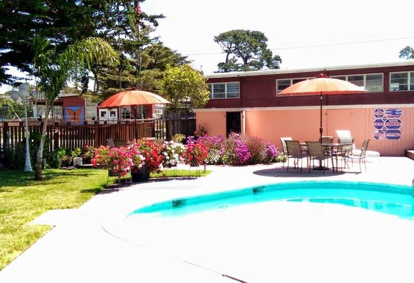 مُتل Butterfly Grove Inn