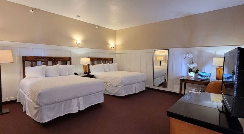 مُتل Butterfly Grove Inn