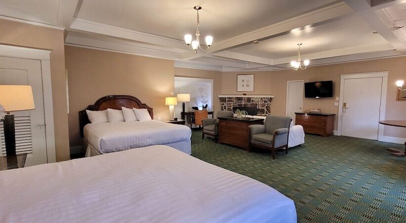 مُتل Butterfly Grove Inn