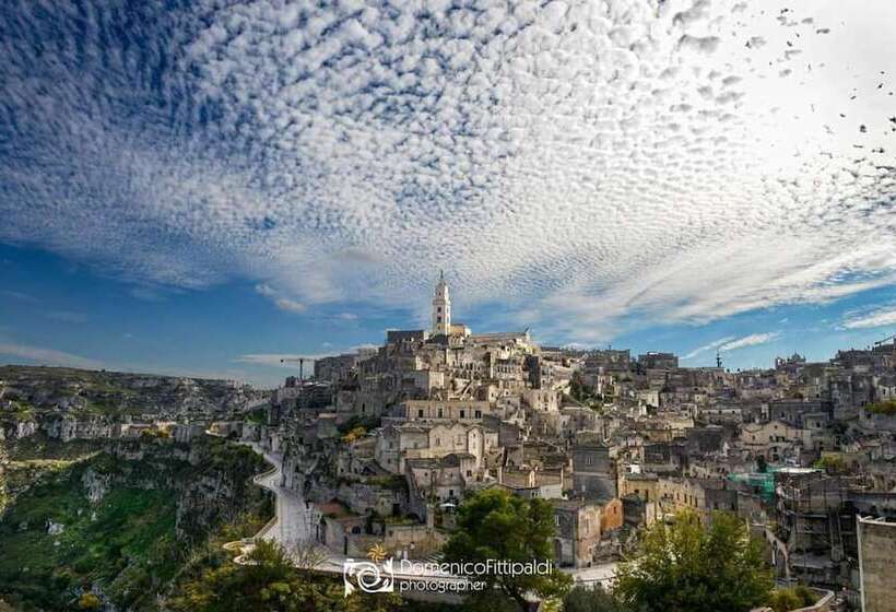 1 Bed Cottage With Indoor Hot Tub And Sauna