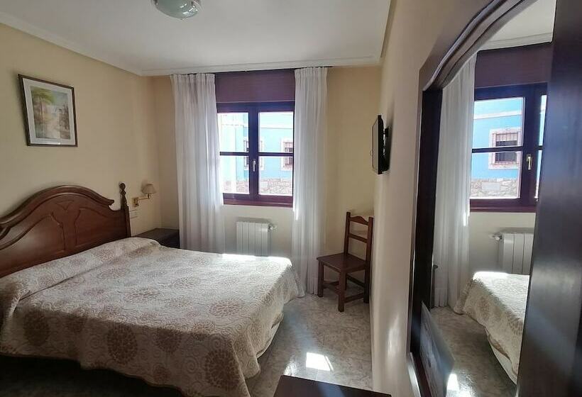 Отель Las Palmeras