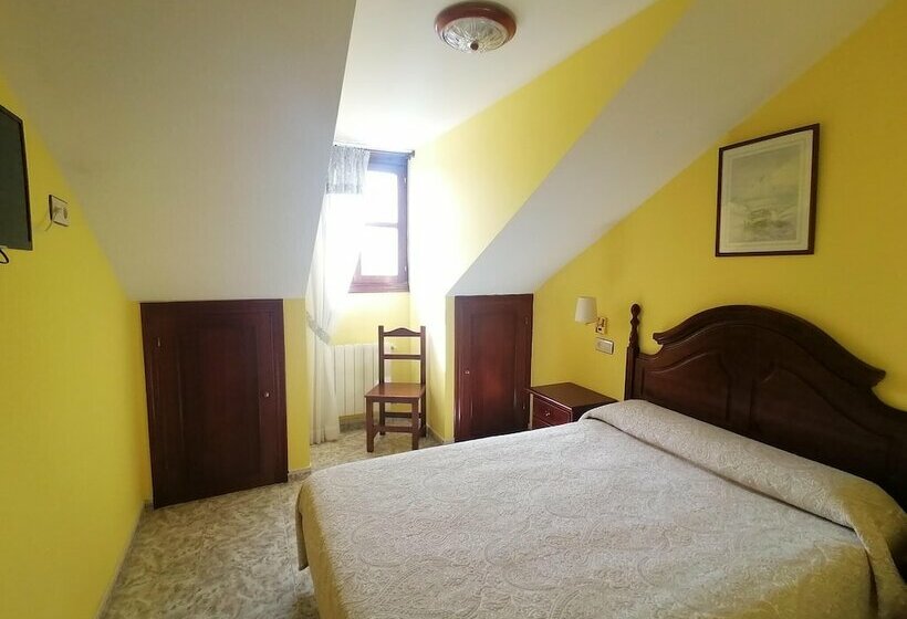 Отель Las Palmeras